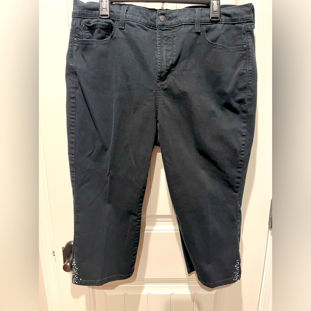 NYDJ women’s black crop jeans with bling